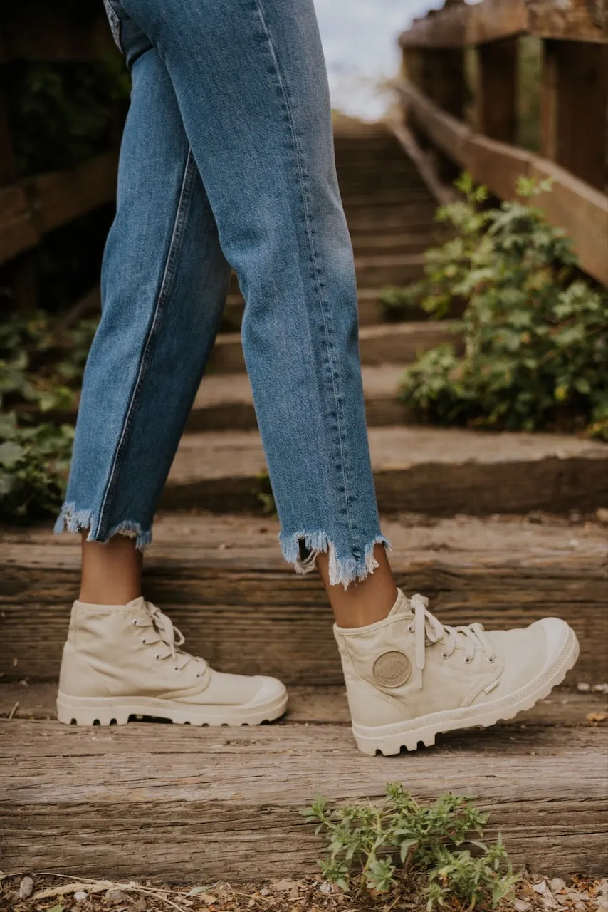 Free People Maggie Mid-Rise Straight Jeans