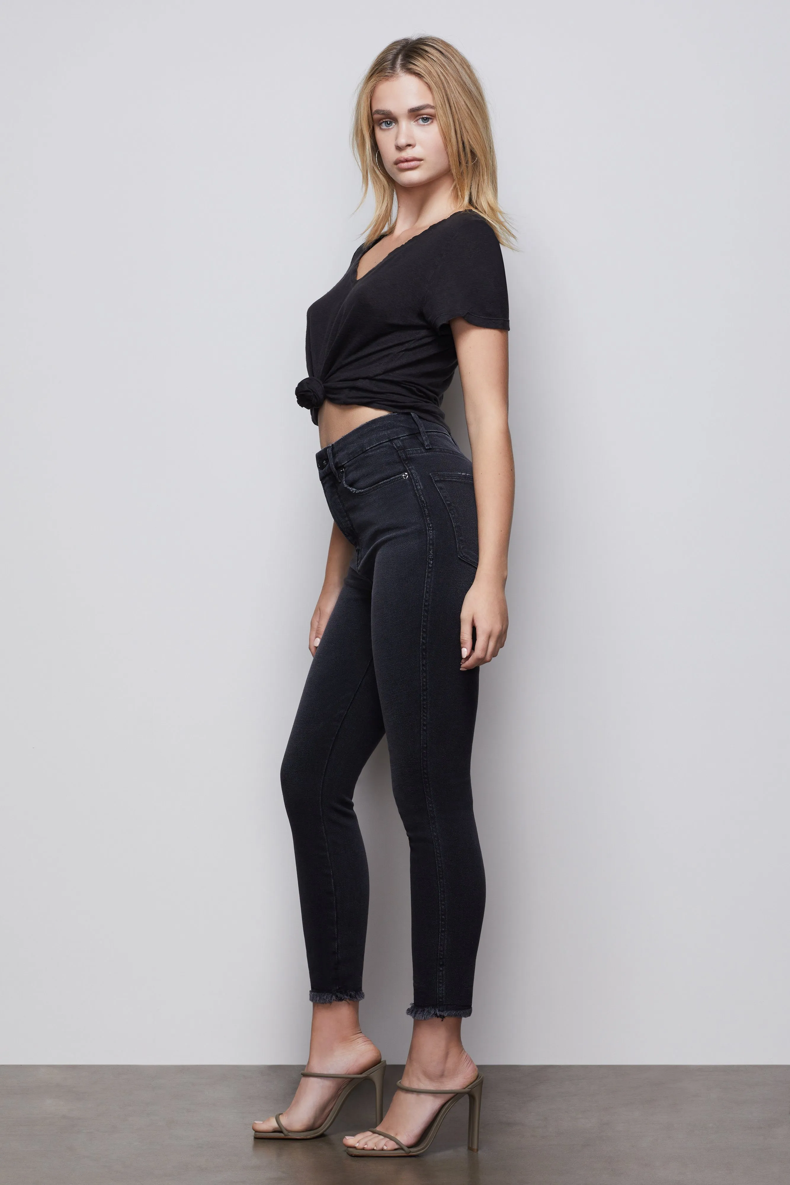GOOD CURVE SKINNY | BLACK085