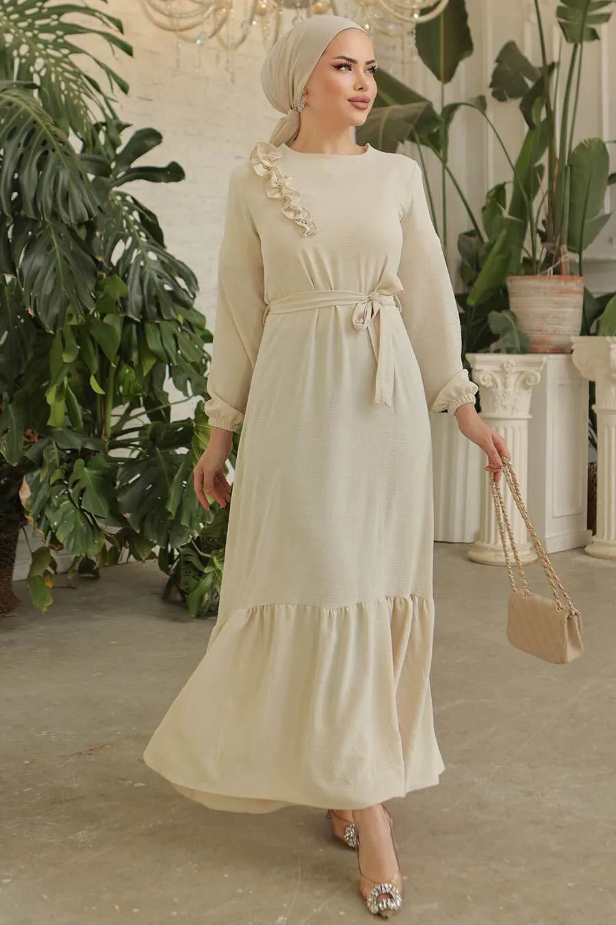 Tanya Long Maxi Dress With Ruffle Design - Waist Belt